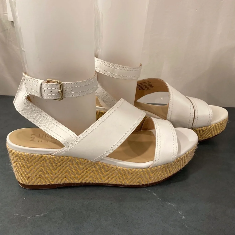NWT Naturalizer sz 10.5 Ursa white leather espadrille sandals